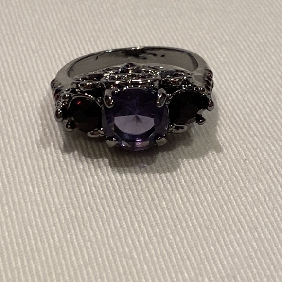 Black Rhodium Purple Gem Ring, Size 8 - Picture 5 of 5